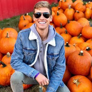 Meet your Posher, Edward